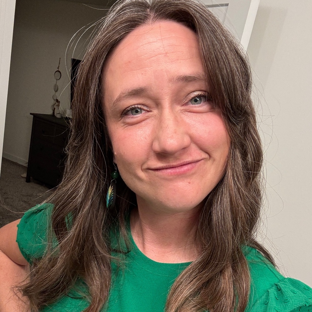 Meet your Posher, Kelly